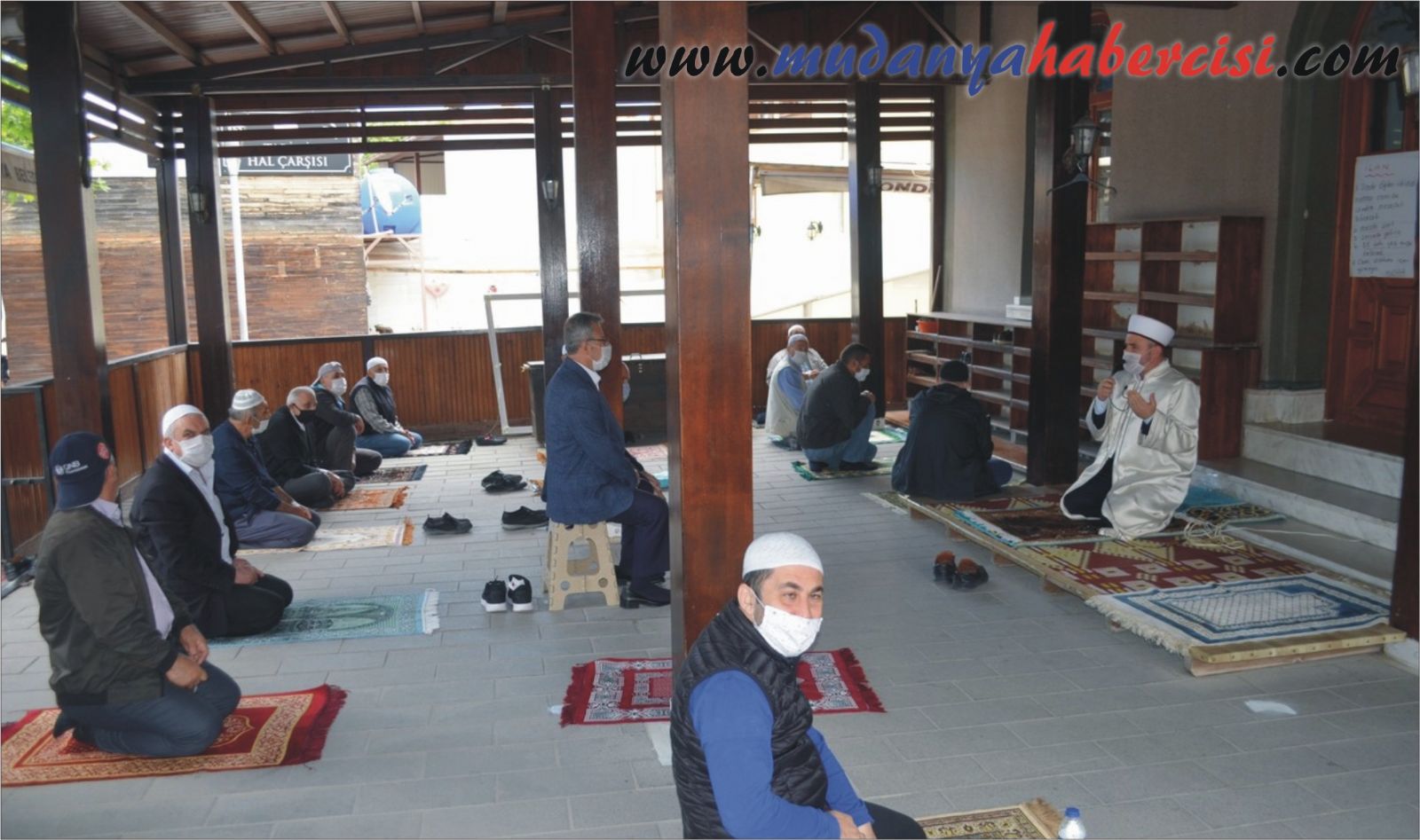 MUDANYA'DA KURALLARA UYGUN CUMA NAMAZI